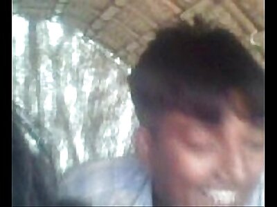 Full Bangladeshi Desi Young ungentlemanly boobs press broad of boyfriend in domicile boat More Bangla Audio - Wowmoyback