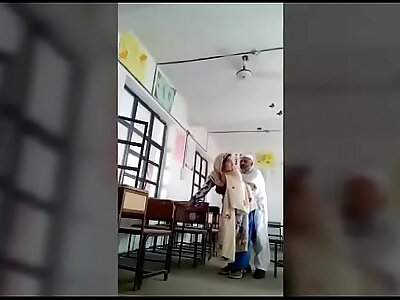 Indian elderly Muslim principle fuck-a-thon with teacher in class apartment