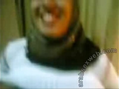 Shy Egyptian In Hijab Demonstrates Pussy ( by meroo)