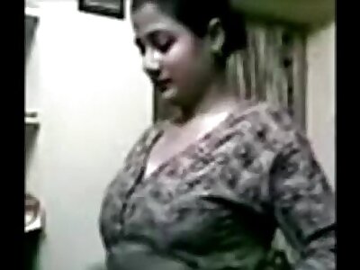 jiggly boobs bengali boudi