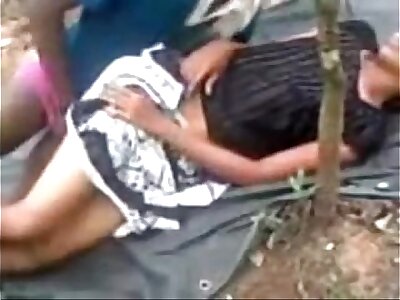 Indian Scorching Young Couple Dating N Romping College immature in Public Park - Wowmoyback