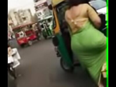 Indian Meaty Ass In Saree