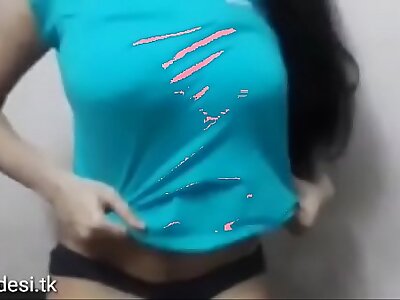indian massive boobs show